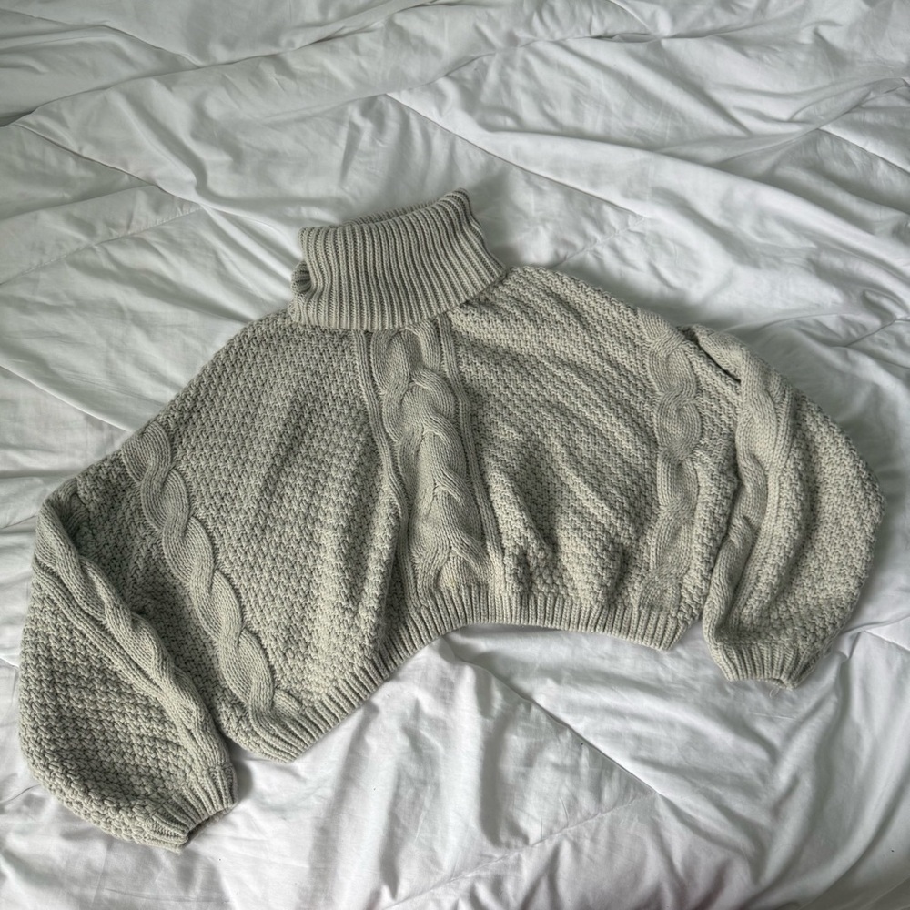 zaful grey cropped cable knit turtleneck cropped sweater small